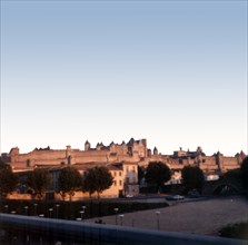 Dehors la ville de Carcassonne