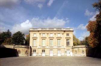 La cour d'honneur du Petit Trianon à Versailles