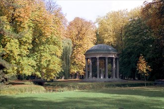 Le Temple de l'Amour dans le Parc du Petit Trianon à Versailles