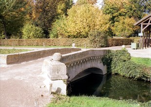 Versailles, hamlet of the Petit Trianon, the bridge