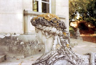 Versailles, un des sphinx du Belvédère sur la Rivière Enchantée