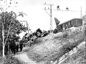 Sabotage des chemins de fer par les F.F.I. Juillet 1944