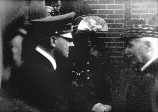 Entrevue de Montoire. 24 octobre 1940. Hitler et le maréchal Pétain.
