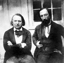 Victor Hugo et Auguste Vacquerie ( photo prise par Charles Hugo, à Jersey).