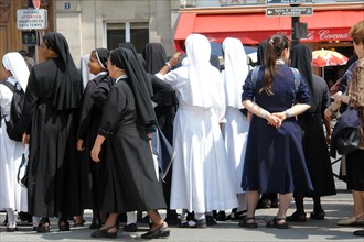 Nuns during a visit to Paris.