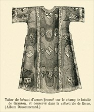 Tabard de héraut d'armes, trouvé sur le champ de bataille de Granson, et conservé dans la cathédrale de Berne.