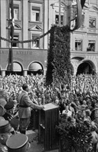 Adolf Hitler. 15-Jahr-Feier der ältesten Ortsgruppe der NSDAP in Rosenheim 1935. La fête des 15 ans