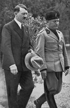 Adolf Hitler. Begegnung Adolf Hitler mit Mussolini in Venedig 1934. Rencontre d'Hitler et de