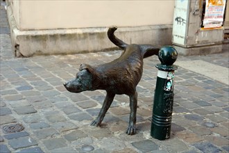 Sculpture of a dog