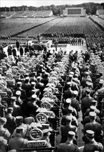 Adolf Hitler. Reichsparteitag 1935. Standartenweihe und Totenehrung. Fête du Parti en 1935. Hommage