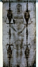 Saint-suaire de Turin. Le linceul de Turin est un tissu en lin ancien faisant l’objet d’une vive