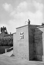 Adolf Hitler. Rednertribüne in der Luitpold-Arena auf dem Reichparteitaggelände in Nürnberg. Le