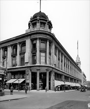 Whiteleys Department Store, Queensway, Bayswater, London, 1921