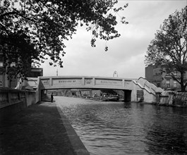 A footbridge over the Grand Union Canal at Formosa Street, Paddington, London, 1914