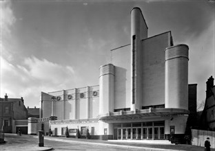 Exterior of the Odeon cinema, Parsons Hill, Woolwich, London, 1937