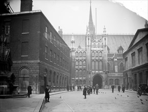 Entrance front of the Guildhall, London, c1905