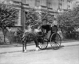 Hansom cab, London, c1870-c1900