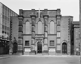 Exterior of Trinity Church, George Street, Burton-upon-Trent, Staffordshire, 2000