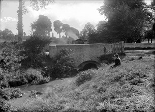 A steam powered vehicle crossing East Hendred Bridge, East Hendred, Oxfordshire, c1860-c1922