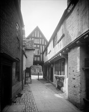 Norman Gateway, Old Rectory, Evesham, Hereford and Worcester, c1860-c1922
