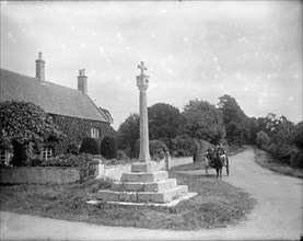 Saintbury Cross, Saintbury, Gloucestershire, c1860-c1922
