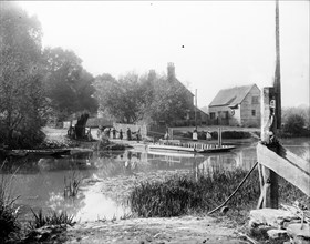 Ferry at Bablock Hythe Weir, Northmoor, Oxfordshire, c1860-c1922