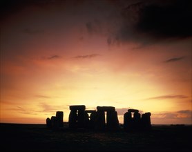 Midsummer sunset, Stonehenge, Wiltshire, 1987