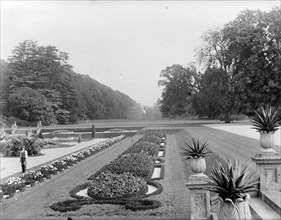 East Garden (Italian Garden), Blenheim Palace, Woodstock, Oxfordshire, 1900
