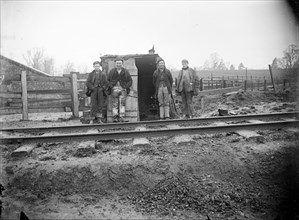 Construction workers on the Great Central Railway near Charwelton, Northamptonshire, c1873-c1923
