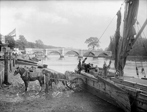 Richmond Bridge, Richmond Upon Thames, Greater London, c1860-c1922