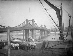 Lambeth Suspension Bridge, Lambeth, Greater London, c1860-c1922