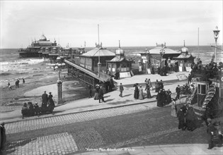 Victoria Pier, Blackpool, Lancashire, 1890-1910