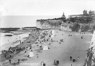 Holidaymakers on the beach at Broadstairs, Kent, 1890-1910