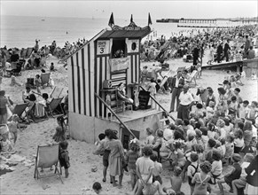 Punch and Judy show, Lowestoft, Suffolk, August 1949