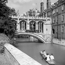 Bridge of Sighs, St John's College, Cambridge, Cambridgeshire, c1950s