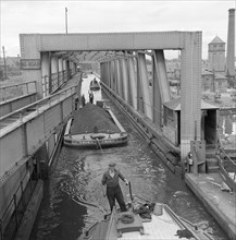 Barton Aqueduct over the Manchester Ship Canal, Greater Manchester, 1945