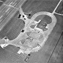 Bedford Airfield, Bedfordshire, 2000