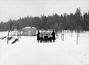 1909 Rolls-Royce Silver Ghost in snow, France, c1909. Artist: Unknown