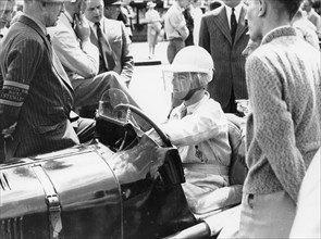 Raymond Mays at the British Empire Trophy Race, Donington Park, Derbyshire, 1939. Artist: Unknown
