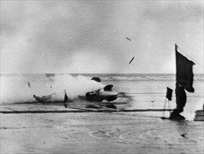 Giulio Foresti's crash at Pendine Sands, Wales, 1927. Artist: Unknown