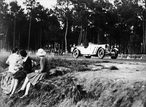 Mercedes-Benz SS in action at the Le Mans 24 Hours, France, 1930. Artist: Unknown