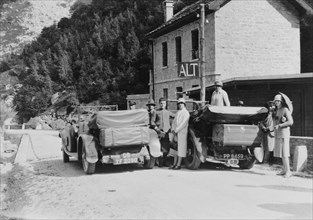 Cars parked at the Italian frontier. Artist: Unknown