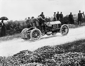 Mercedes 60 hp climbing a hill on the Paris-Madrid Race, 1903. Artist: Unknown