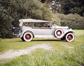 1929 Packard Model 640. Artist: Unknown