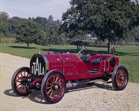 1907 Itala 120hp car. Artist: Unknown