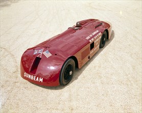 Back view of a 1927 Sunbeam 1000hp. Artist: Unknown