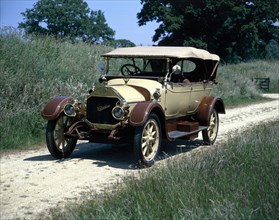 A 1914 Valveless 19.9hp. Artist: Unknown