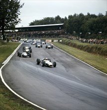 Jack Brabham leading the race, British Grand Prix, Brands Hatch, Kent, 1966. Artist: Unknown
