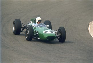 Bob Anderson driving a Brabham Climax, Dutch Grand Prix, Zandvoort, Holland, 1964. Artist: Unknown
