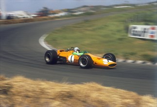 Denny Hulme, Dutch Grand Prix, Zandvoort, 1968. Artist: Unknown